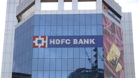 Hdfc Bank Shares Fall Ahead Of Q Results Today Stock Market News