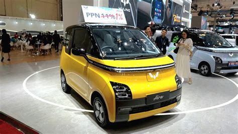 Foto Wuling Air Ev Lite Jadi Bintang Di GIIAS 2023 Halaman 3