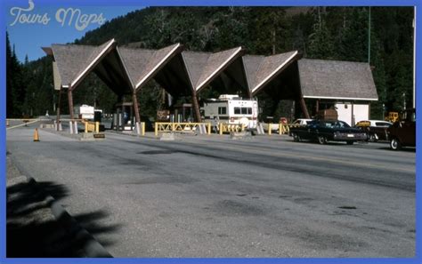 Yellowstone: WEST ENTRANCE - ToursMaps.com