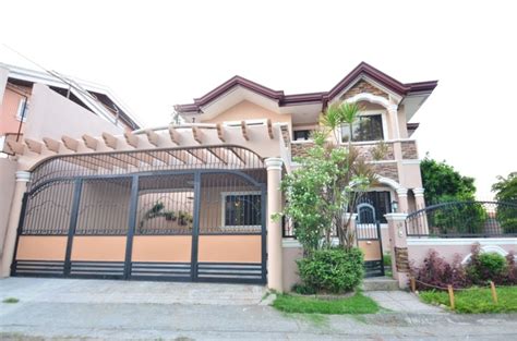 Single Detached House And Lot For Sale In BF Resort Las Pinas City