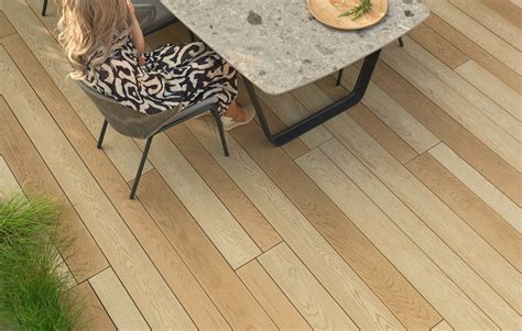 Enhanced Grain Decking Composite Decking Board Millboard Company