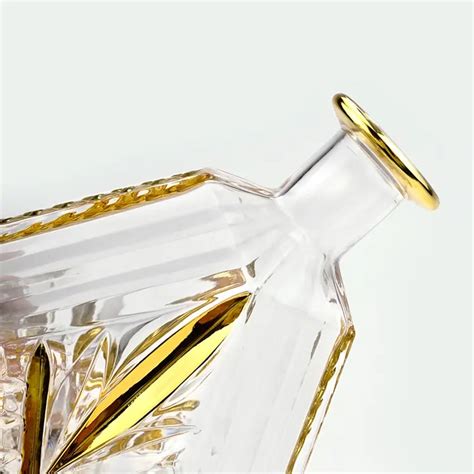 Luxury Design Vodka Gin Whisky Glass Bottle Used In Spirits Ml Ml