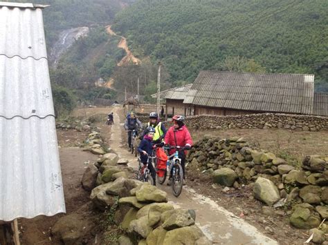 Excursion V Lo Sapa Dans La Vall E De Muong Hoa Et D Couverte De La