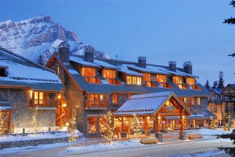 Bright Deluxe Rockies Suite With Loft Soak In Grotto Hot Pools