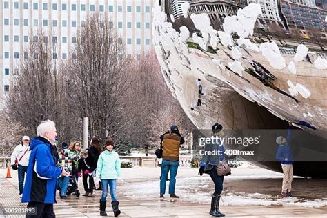 Chicago Bean Winter Photos and Premium High Res Pictures - Getty Images