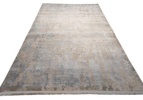 Купить ковры из вискозы недорого. Вискозные ковры в Москве