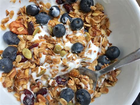 Easy Healthy Homemade Granola Recipe Bake This Granola And You Will