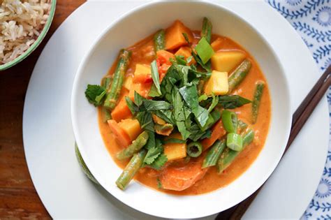 Rotes Thai Curry Mit Mango Und S Kartoffeln Rezept Elle Republic