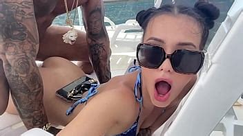 Public Suck And Fuck On A Boat XNXX