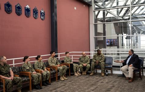 Dvids Images Secnav Visits With Usspacecom Sailors Image Of