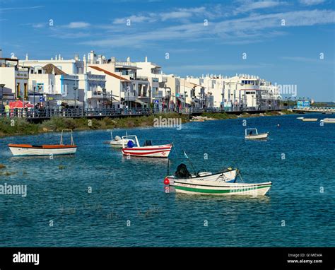 Cabanas portugal hi-res stock photography and images - Alamy