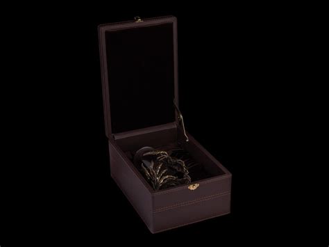 Бокал для пива Рак с литьем из латуни купить в магазине Три Путника