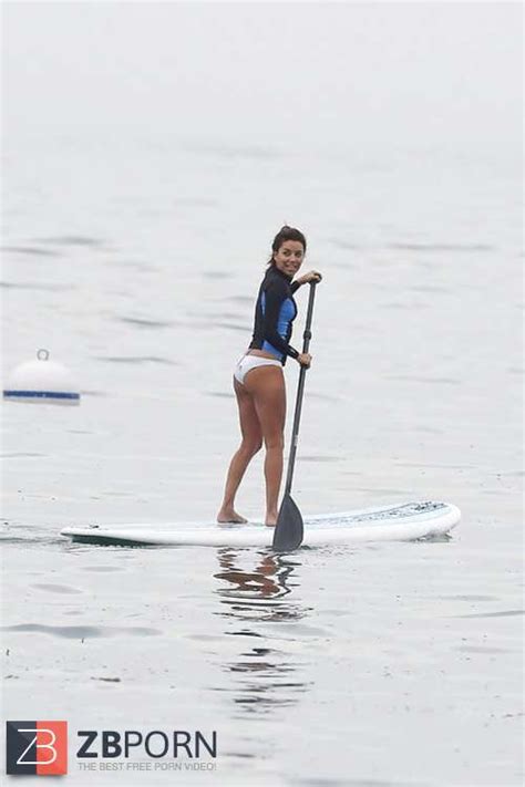Eva Longoria Looking Super Fucking Hot In Bathing Suit Bottoms ZB Porn