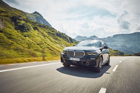 The BMW X5 xDrive 45e is the sort of PHEV we like to see