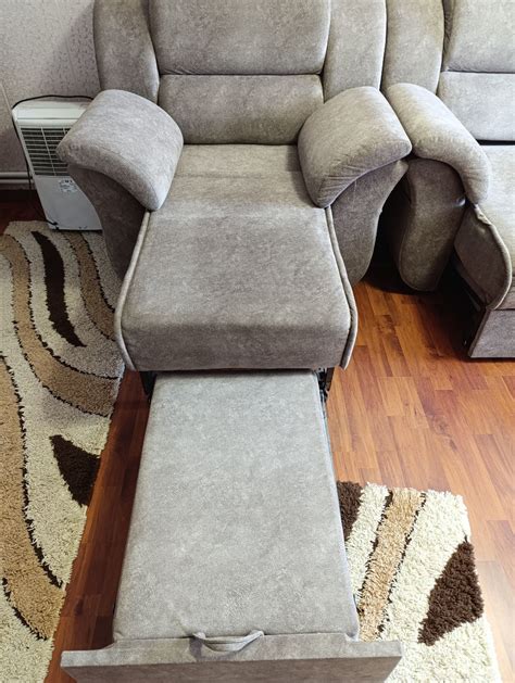 Диван и два кресла