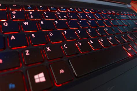 Мобильный ЦП Intel Core i7-8550U: 4 ядра и 8 потоков