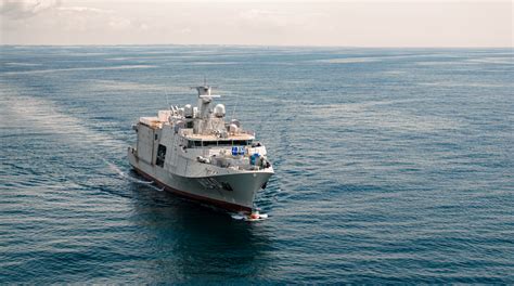 Première sortie en mer pour lOostende premier navire de lutte contre