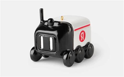 «Знакомьтесь, робот-доставщик» — Что купить