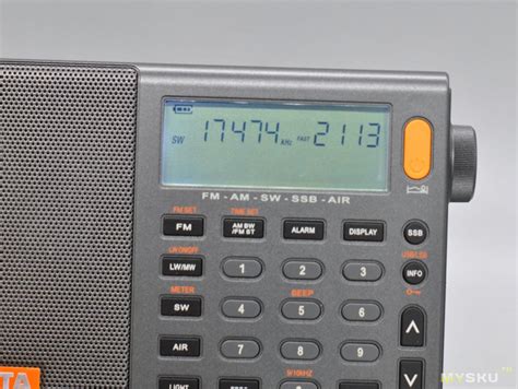Всеволновый DSP радиоприемник XHDATA D-808