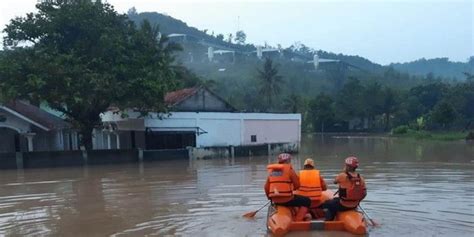 Cek Fakta Benarkah Ini Video Banjir Bandang Di Cianjur Merdeka