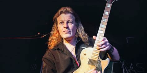 Roland Grapow Guitarrista Alem O Que Toca Em Sp Neste Fim De Semana