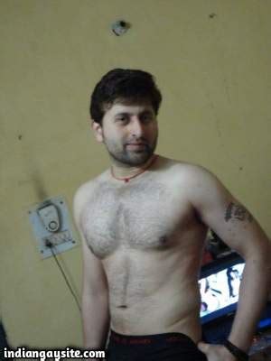 Naked Delhi Guy Teasing Body In Nude Pics Indian Gay Site