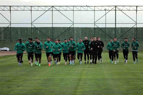 Kocaelispor Un Yeni Teknik Direkt R Mustafa G Rsel Yi Oynayan Ve