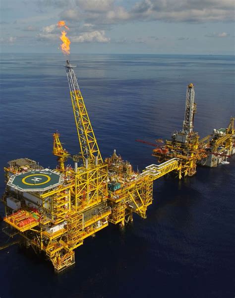 Petronas New Gas Discovery In Luconia Offshore Bintulu Borneo Post