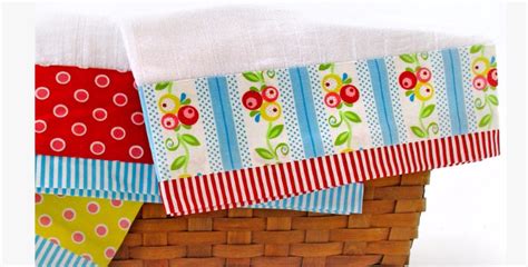 Tea Towel Borders Quilting Cubby