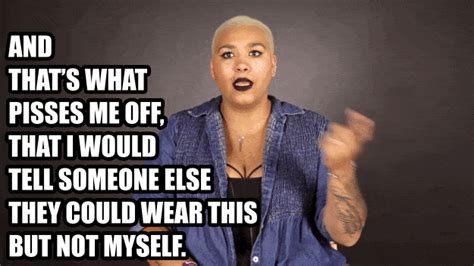 Elle décide d enfiler un bikini pour la première fois de sa vie après avoir bravé les