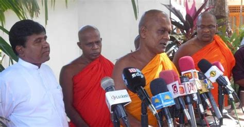 Minister Wijeyadasa Meets With Sumanarathna Thera Gossip Lanka Hot