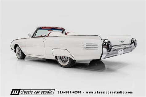 1961 Ford Thunderbird | Classic Car Studio