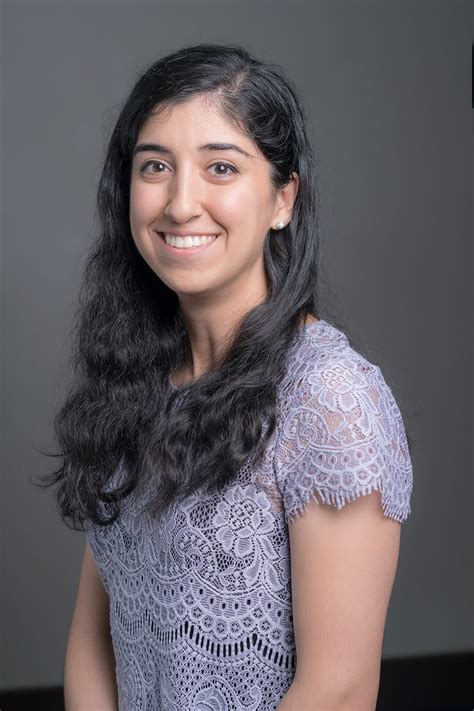 American Physical Therapy Association Student Headshots | Dreshad