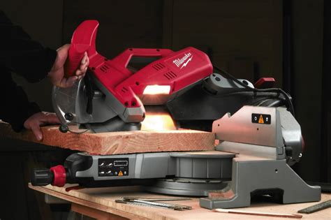 MITRE SAW MS 304 DB, Milwaukee - Universalūs pjūklai