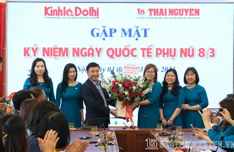 Báo Thái Nguyên Báo Kinh tế và Đô thị Trao đổi nghiệp vụ giữa các nữ