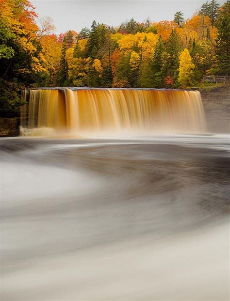 Tahquamenon Falls Aka Rootbeer Falls Upper Peninsula Michigan Oc