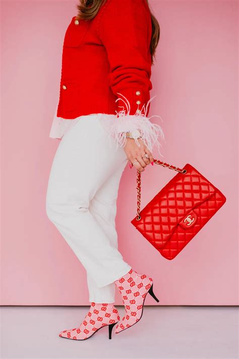 Valentine Outfit Ideas — Sassy Red Lipstick