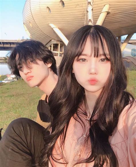 ˀ 𝐩𝐢𝐧𝐭𝐞𝐫𝐞𝐬𝐭 𝐫𝐨𝐬𝐞𝐬𝐚𝐦𝐨𝐮𝐫𝐱 🍓ᵎ꒱ Couples Ulzzang Couple Korean Couple