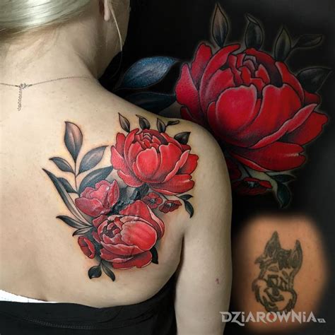 Tatua Kwiaty Autor Sky Tattoo Chorz W Dziarownia Pl