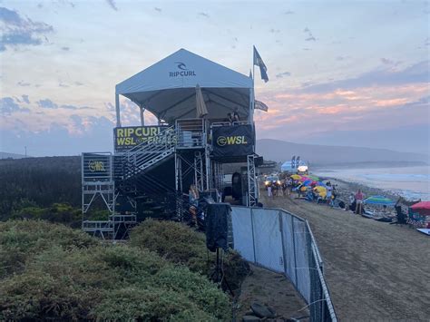 Wsl Finals Filipe Toledo Campe O Mundial De Surfe Em Ge