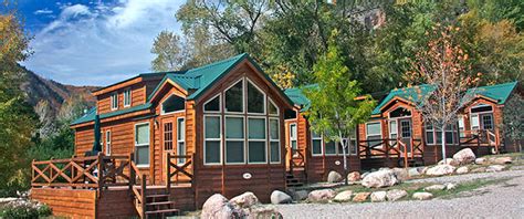 Glenwood Springs Luxury Cabins - Vacation Cabin Rentals in the Colorado Rocky Mountains