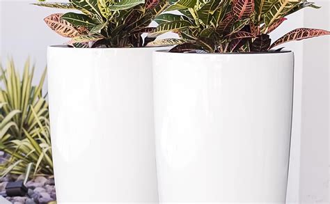 Xbrand Nested Plastic Self Watering Indoor Outdoor Tall Round Planter Pot Set Of 2