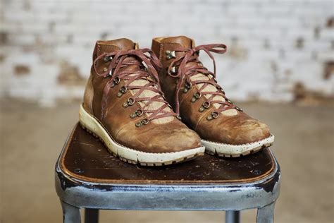 In Review The Danner X Huckberry Vertigo 917 Gold Rush Atelier Yuwaciaojp