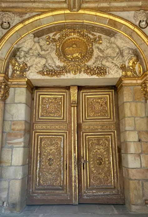 La Porte Dorée Château de Fontainebleau