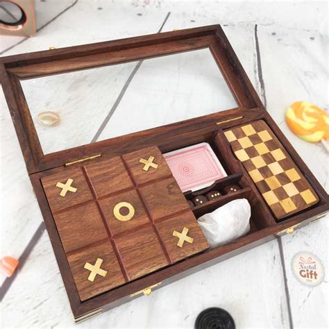 Coffret Jeux De Soci T En Bois