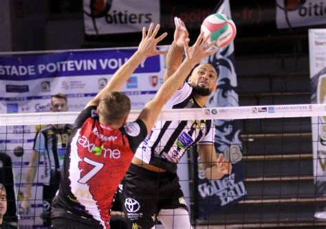 Volley Ligue A le Stade Poitevin lance son marathon de fin d année