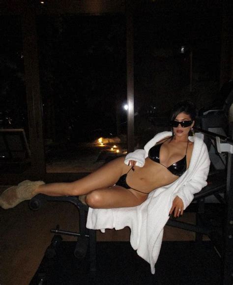 Kylie Jenner Shows Off Her Bikini Body As She Lounges In A Hot Tub In