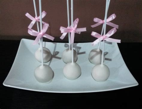 Bolos da Oriana Bolo de aniversário naked cake rosas naturais