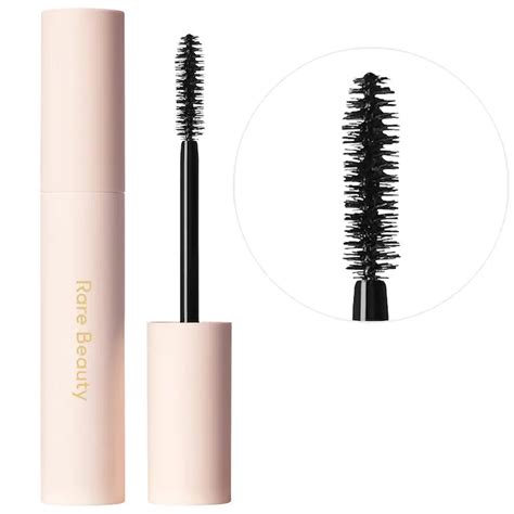 15 Best Mascara For Straight Lashes