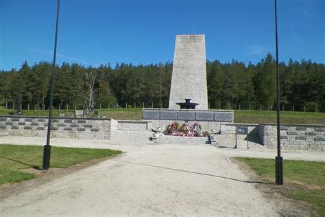 Mausoleum Monument Kz Gross Rosen Rogo Nica Tracesofwar Nl